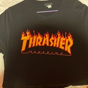 I’m selling a thrasher shirt size medium